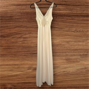 Olga Vintage Cream Yellow Maxi Nightgown Bodysilk Made in USA Lingerie
